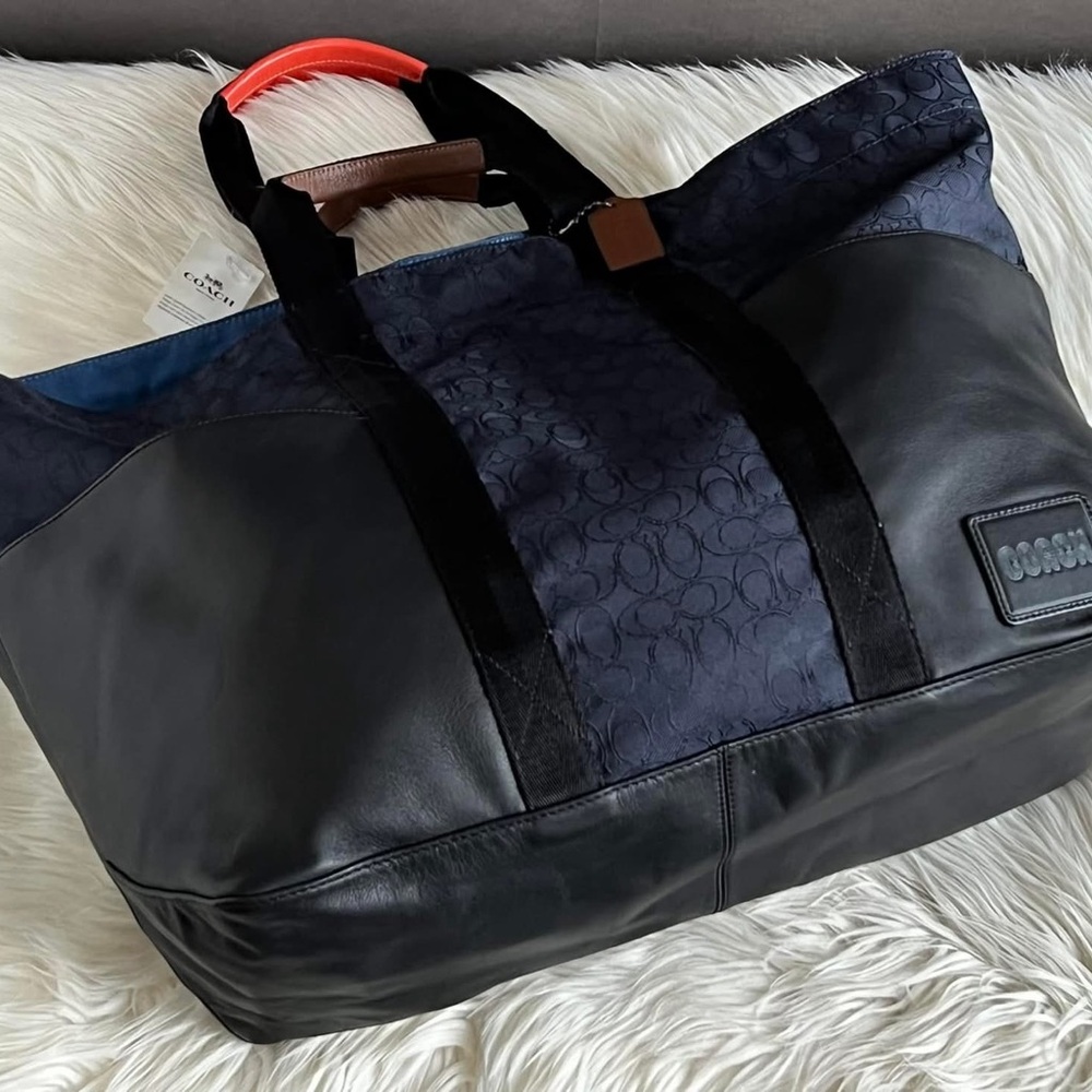 93824- Coach Reversible Pacer Tote In Signature Cordura Fabric With Coach Patch - Picture 6 of 16